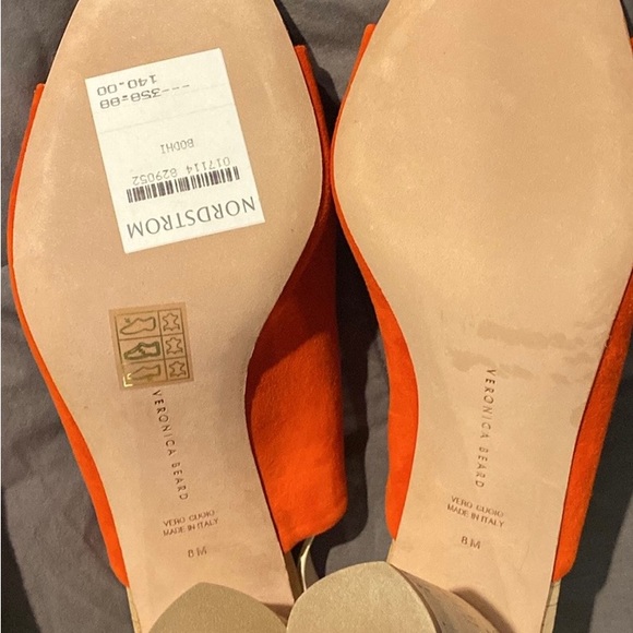 SZ 8 Veronica Beard  suede bodhi sandals with natural cork heel. NWT - Picture 2 of 3